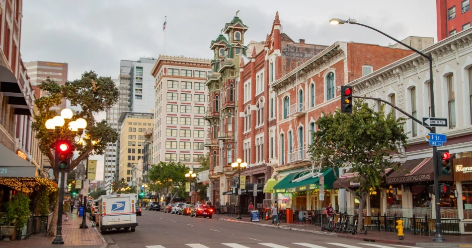 10 Best Places to Go Shopping in San Diego